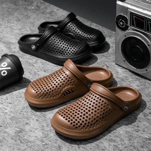 Yesteem Men's Soft Clogs with EVA Breathable Mules Shoes for Summer Outdoor Closed-toe Beach Slippers Non-slip Sandals