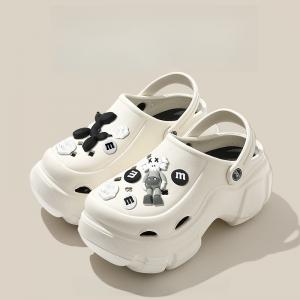 Yesteem Wholesale Outdoor Thick-soles Clogs for Women with Cloud Feeling Summer Non-slip Beach Slippers for Women